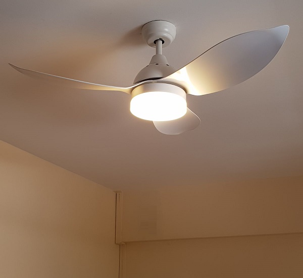 BESTAR Ceiling Fan Raptor 48 Inch With LED Light view 7