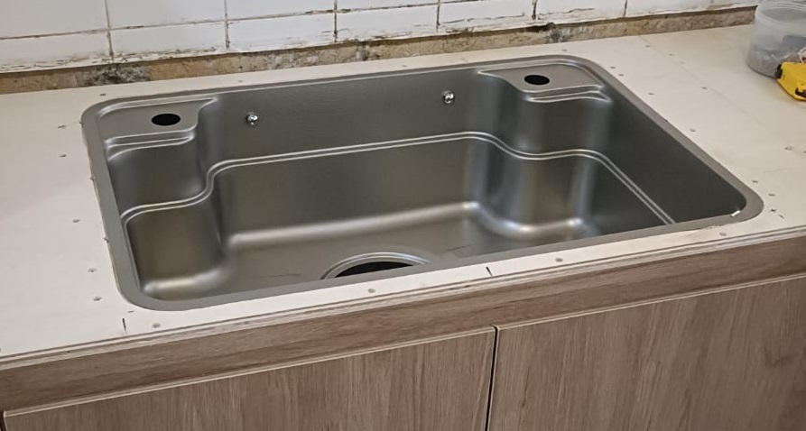Korean Style LNX-700 Under Mount Linen Kitchen Sink view 3